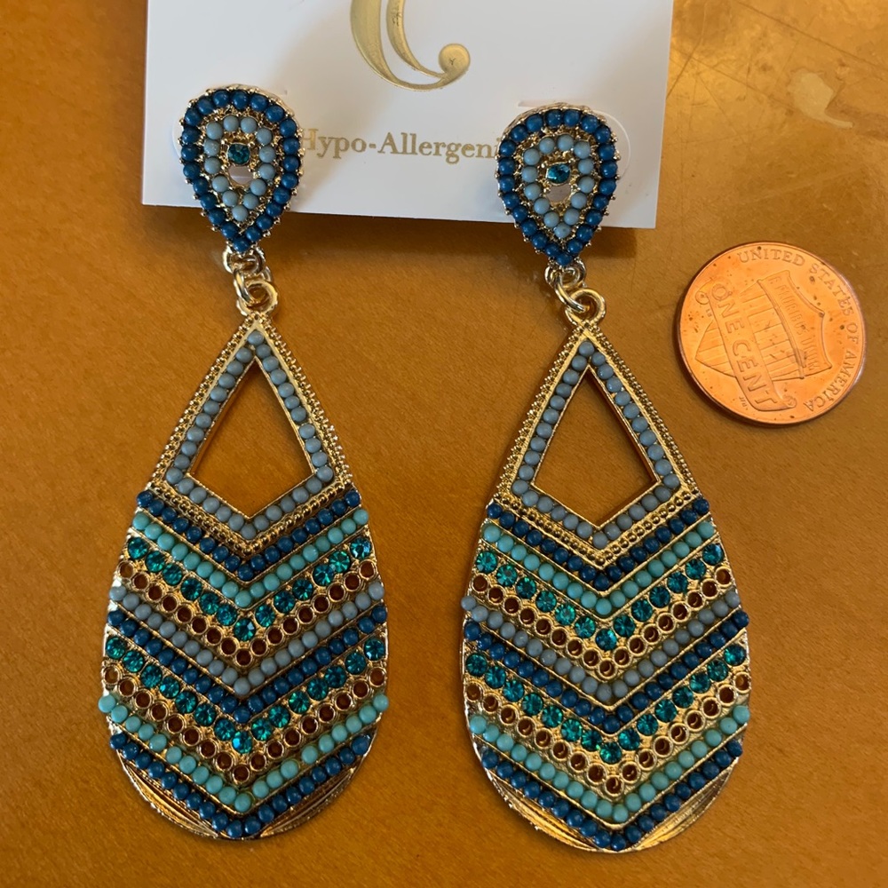 Charming Charlie teal jewel tones earrings. New